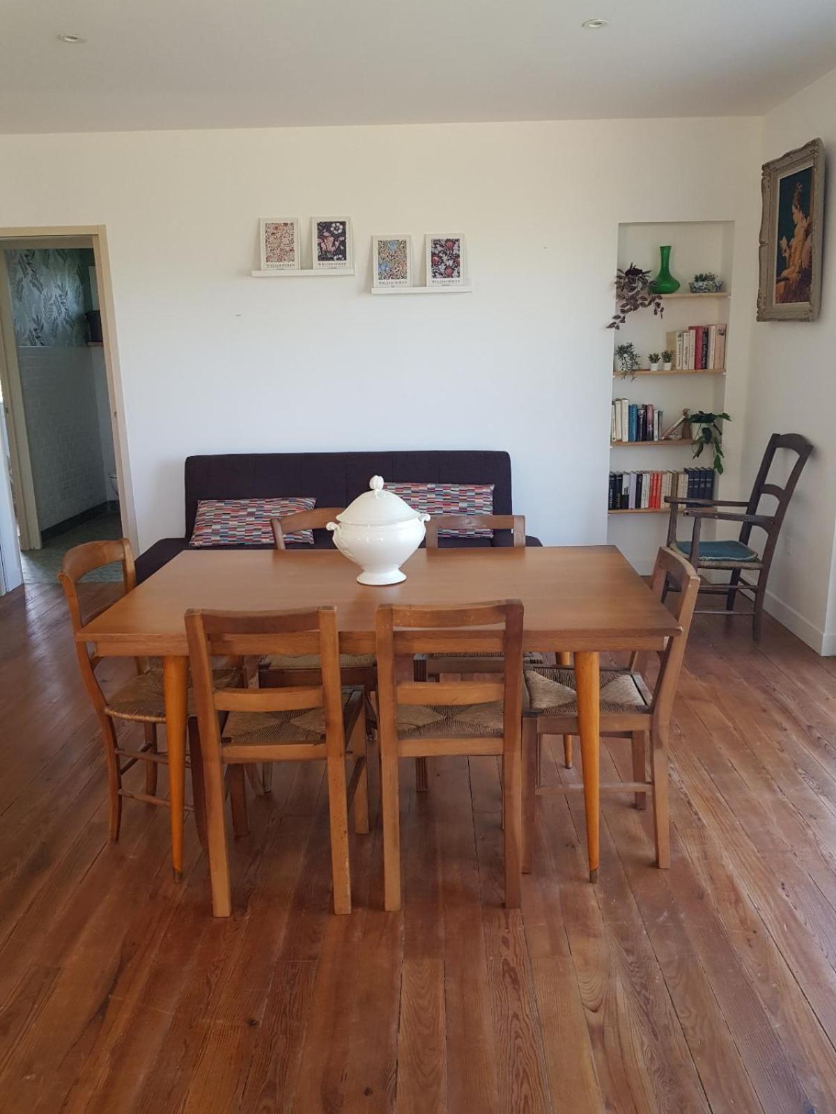 Gite Chez Mamie - 7 Personnes A Sainte Livrade Sur Lot ภายนอก รูปภาพ